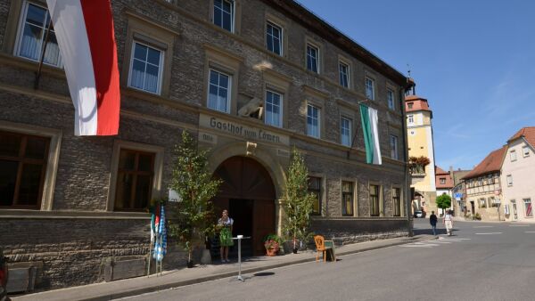 Landgasthof Goldener Löwe, Mainbernheim Landgasthof Goldener Löwe, Mainbernheim